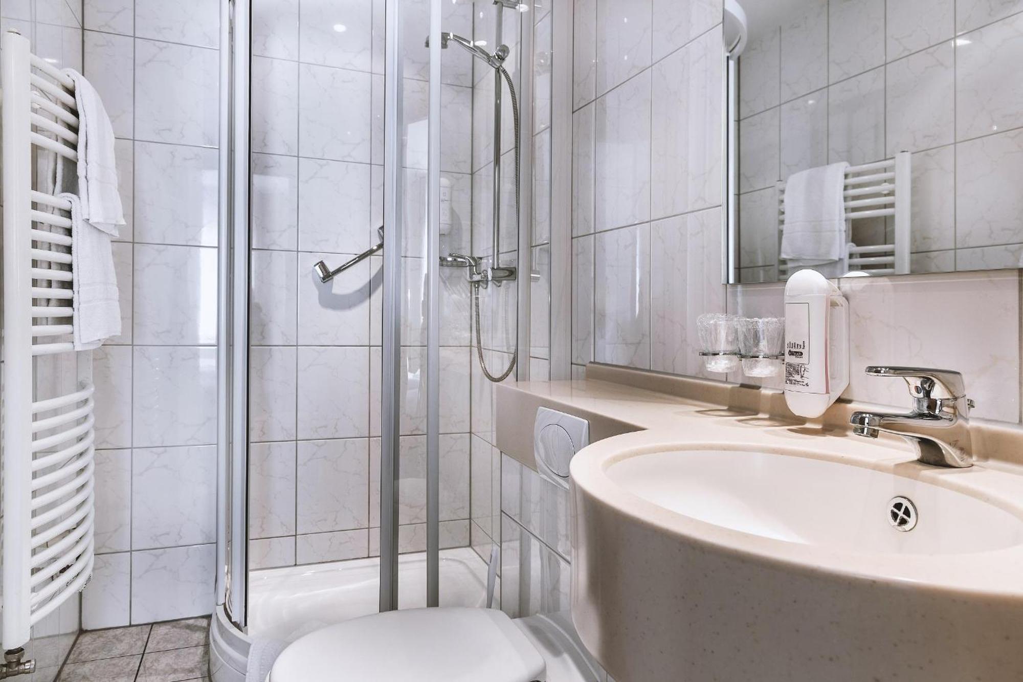 Hotel Louis Mueller Bitburg Værelse billede
